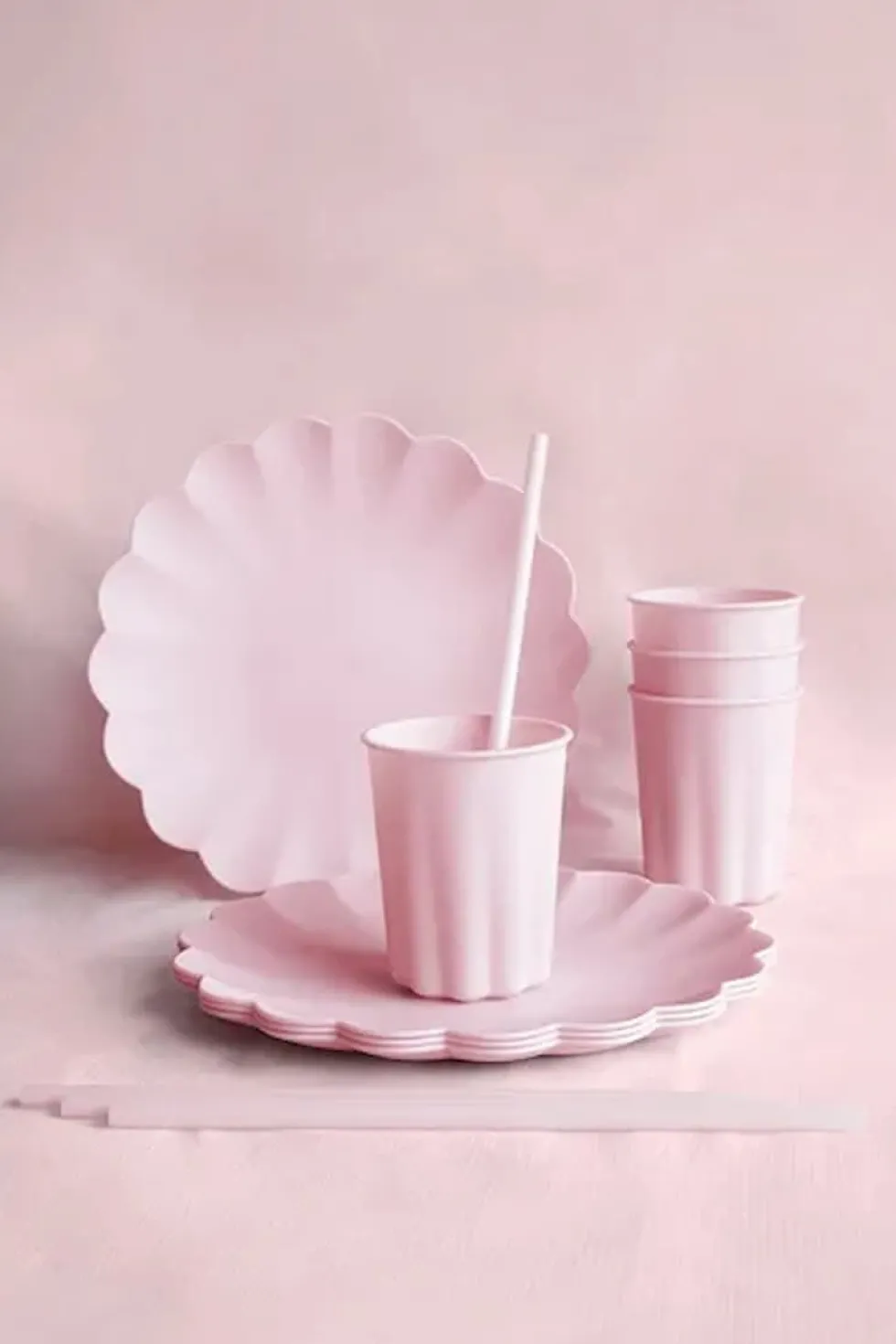Rosa plastikk tallerkener, 4pk
